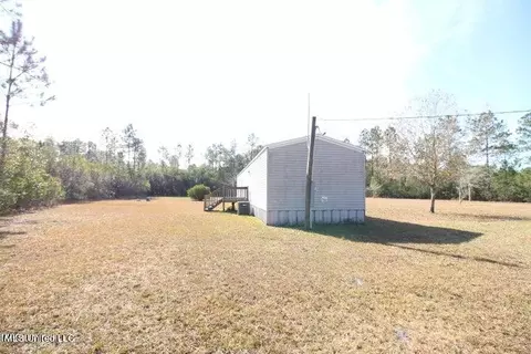 2424 Gibson Rd, Moss Point, MS 39562 photo 16