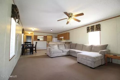 2424 Gibson Rd, Moss Point, MS 39562 photo 3