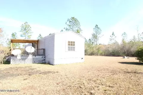 2424 Gibson Rd, Moss Point, MS 39562 photo 15