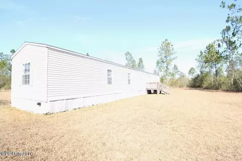 2424 Gibson Rd, Moss Point, MS 39562 photo 14