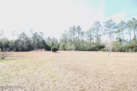 2424 Gibson Rd, Moss Point, MS 39562 photo 17
