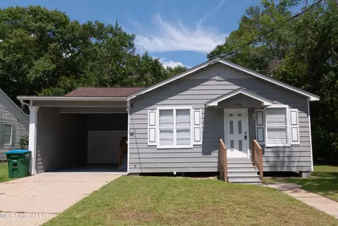 1906 10th St, Pascagoula, MS 39567