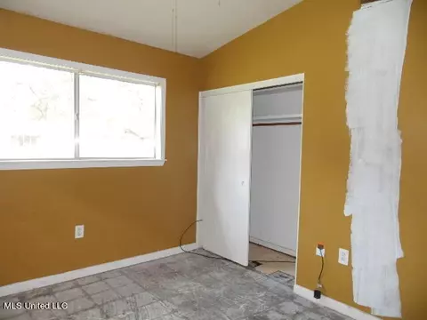 Bedroom - 926 Branch St, Jackson, MS 39212 photo 4 of 6