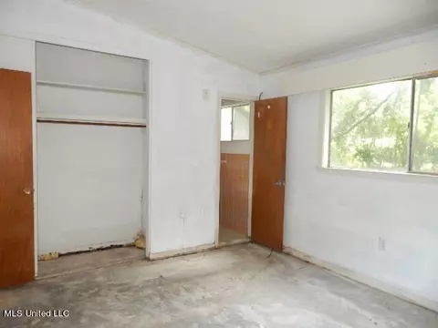 Bedroom - 926 Branch St, Jackson, MS 39212 photo 2 of 6