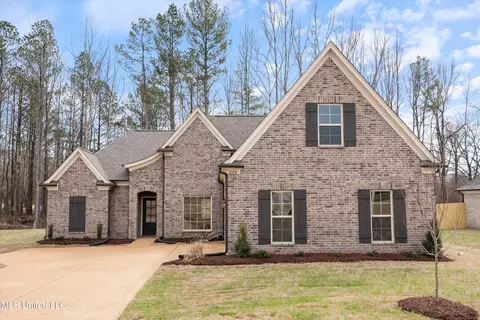 2406 Scott Meadows Ln, Hernando, MS 38632