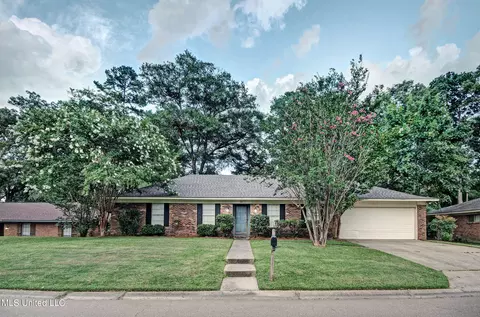 32 Woodbridge Rd, Brandon, MS 39042
