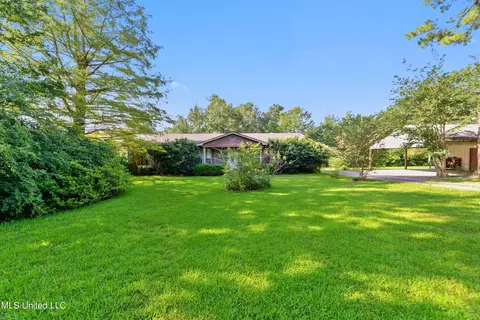 27377 W Dubuisson Rd, Pass Christian, MS 39571