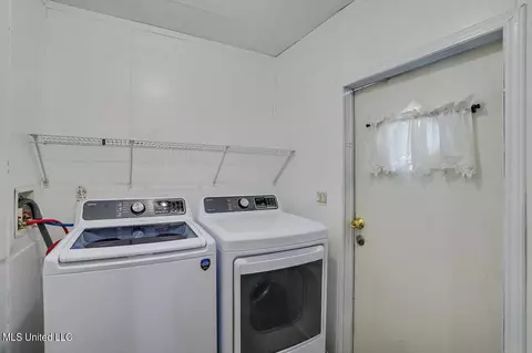 125 Carol Ave, Florence, MS 39073 photo 14