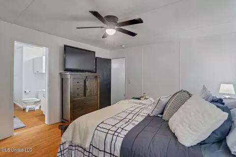 125 Carol Ave, Florence, MS 39073 photo 9