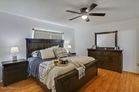 125 Carol Ave, Florence, MS 39073 photo 8