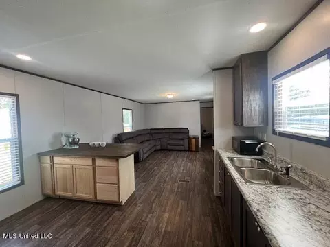 1063 Limu Way, Diamondhead, MS 39525 photo 15