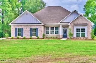 226 Deerfield Club Dr, Canton, MS 39046