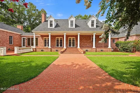 Exterior - 402 Dogwood Pl, Flowood, MS 39232 photo 23 of 24