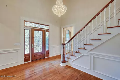 Entry Way - 402 Dogwood Pl, Flowood, MS 39232 photo 1 of 8