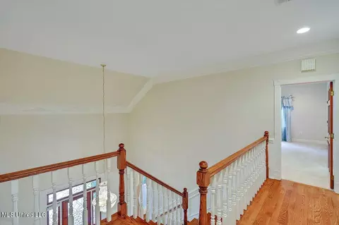 Entry Way - 402 Dogwood Pl, Flowood, MS 39232 photo 7 of 8