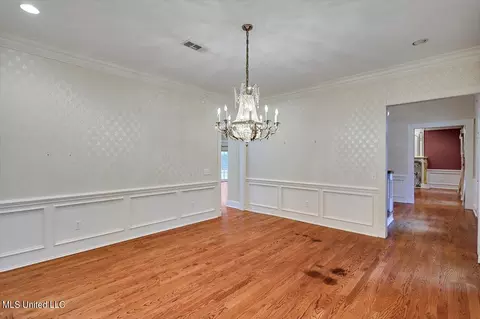 Dining - 402 Dogwood Pl, Flowood, MS 39232 photo 4 of 4