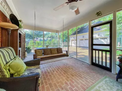 Exterior - 2124 Eastover Dr, Jackson, MS 39211 photo 4 of 13
