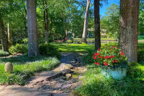 Exterior - 2124 Eastover Dr, Jackson, MS 39211 photo 10 of 13