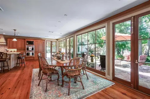 Dining - 2124 Eastover Dr, Jackson, MS 39211 photo 3 of 3