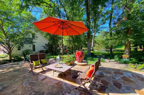 Exterior - 2124 Eastover Dr, Jackson, MS 39211 photo 9 of 13