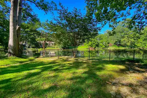 Exterior - 2124 Eastover Dr, Jackson, MS 39211 photo 12 of 13