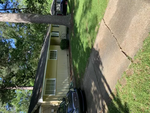 127 Barnes St, Jackson, MS 39206 photo 1