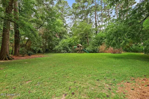 Exterior - 5519 Ridgewood Rd, Jackson, MS 39211 photo 12 of 29