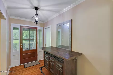 Entry Way - 5519 Ridgewood Rd, Jackson, MS 39211 photo 1 of 1