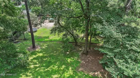 Exterior - 5519 Ridgewood Rd, Jackson, MS 39211 photo 23 of 29