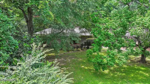 Exterior - 5519 Ridgewood Rd, Jackson, MS 39211 photo 15 of 29