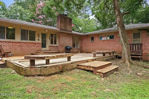 Exterior - 5519 Ridgewood Rd, Jackson, MS 39211 photo 14 of 29