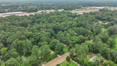 View/Area - 5519 Ridgewood Rd, Jackson, MS 39211 photo 3 of 12