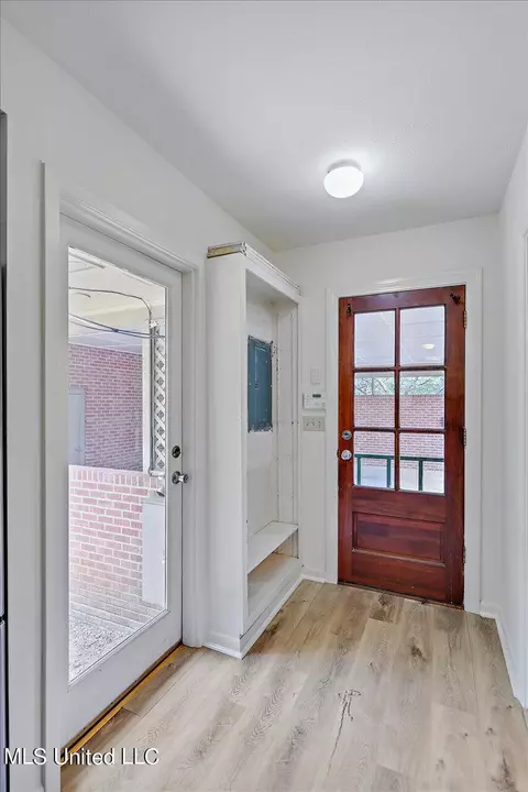 Other - 5519 Ridgewood Rd, Jackson, MS 39211 photo 1 of 15