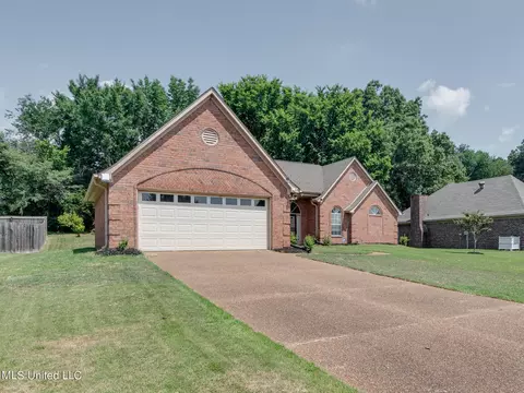 6771 Oak Forest Dr, Olive Branch, MS 38654