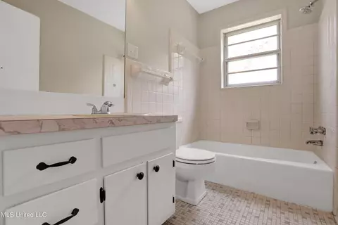 1330 Pontotoc St, Hernando, MS 38632 photo 17