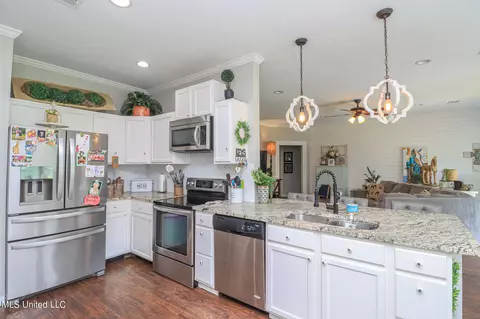 Kitchen - 116 Mountain View Rd, Brandon, MS 39042 photo 1 of 3