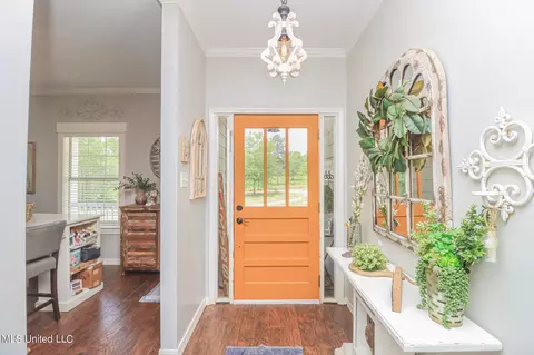 Entry Way - 116 Mountain View Rd, Brandon, MS 39042 photo 1 of 1