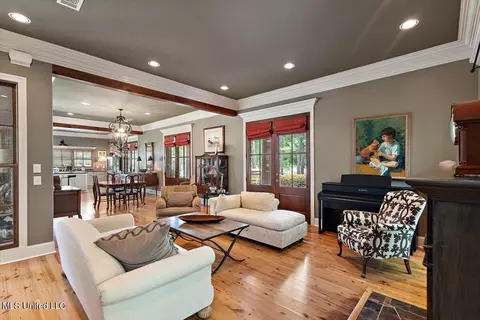 Living - 131 Penn Rd, Canton, MS 39046 photo 2 of 2