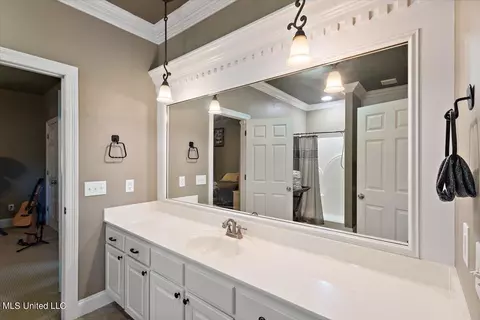 Bath - 131 Penn Rd, Canton, MS 39046 photo 2 of 2