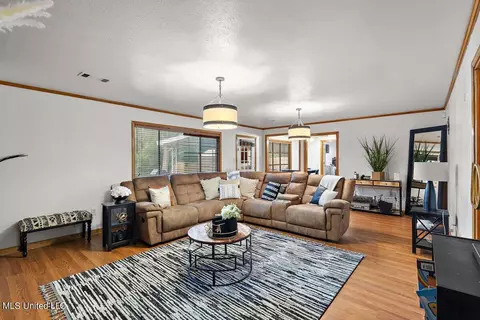 350 Beechcrest Dr, Jackson, MS 39211 photo 19