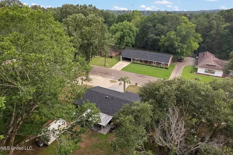 350 Beechcrest Dr, Jackson, MS 39211 photo 25