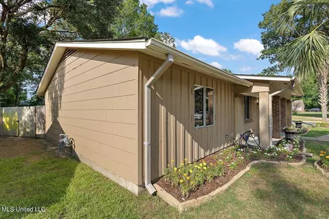 350 Beechcrest Dr, Jackson, MS 39211 photo 22