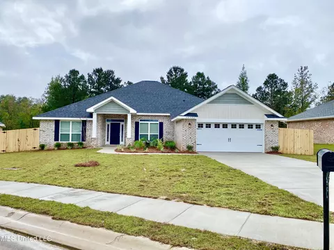 15736 Rachael Dr, Gulfport, MS 39503