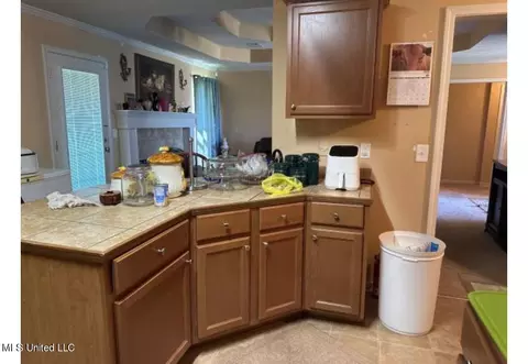 121 Grandview Dr, Byram, MS 39272 photo 13