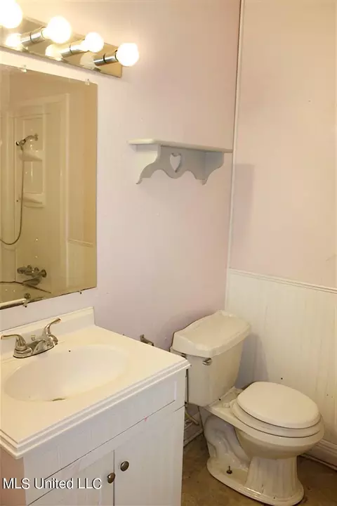 2404 Mapleton Cir, Gautier, MS 39553 photo 7