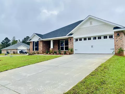 15741 Rachael Dr, Gulfport, MS 39503