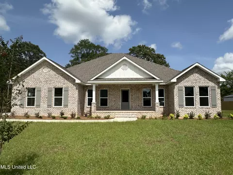 19055 Harrington Cir, Biloxi, MS 39532