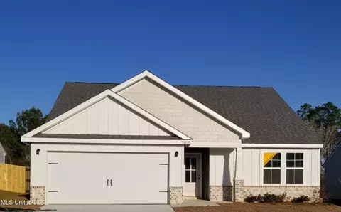 11218 Shorecrest Rd, Biloxi, MS 39532
