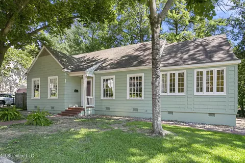 Exterior - 1520 Greymont St, Jackson, MS 39202 photo 2 of 9