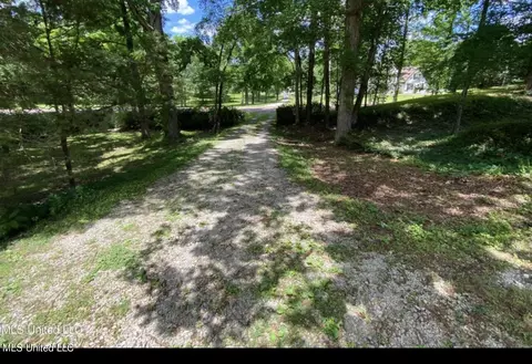 Exterior - 2765 Nesbit Rd, Nesbit, MS 38651 photo 4 of 11